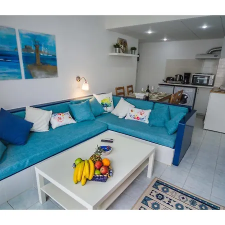 The Blue Deer Of Rhodes Appartement *